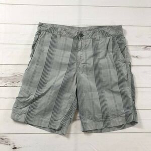 Columbia Mens Gray Comfort Omni Shade Sun Protected Plaid Chino Shorts Sz 36X11